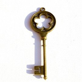 Подвеска из латуни "Laimės Raktas"