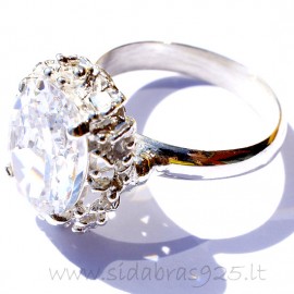 Серебряное кольцо с цирконом "Šer" белый