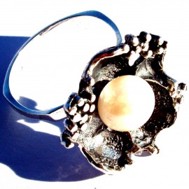 Žiedas su Perlu "Gėlė" Ž116