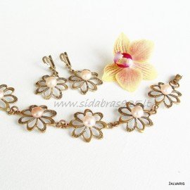 Žalvarinis komplektas su Perlais